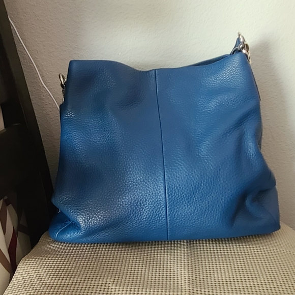 Coach Blue Pebbled Leather Bag - Picture 4 of 10